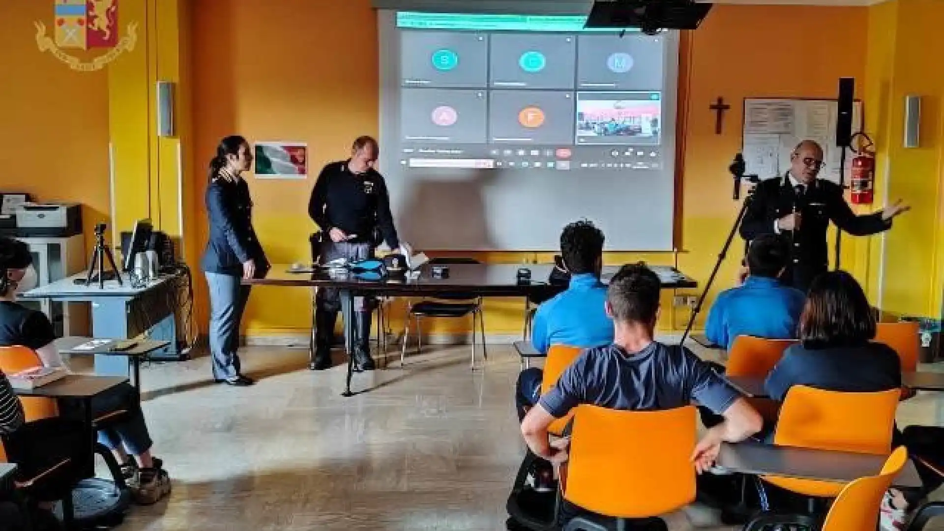 Isernia: campagna Roadpol “Safety Days”, la Polizia di Stato incontra gli studenti.